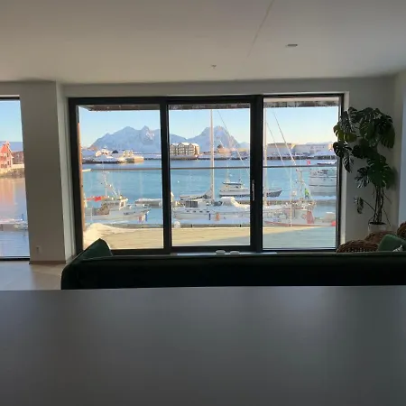 Lofoten Suiteapartments * 斯沃尔韦尔