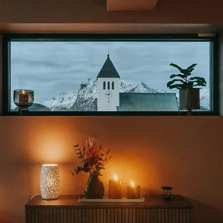 Lofoten Suiteapartments شقة *