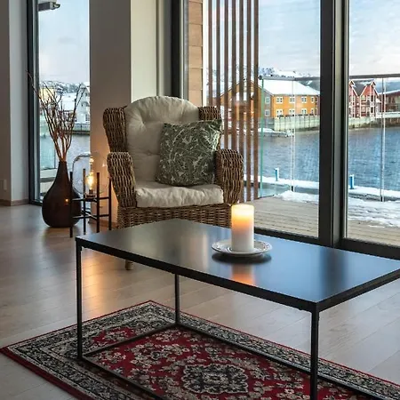 Lofoten Suiteapartments سفولفير
