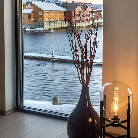 Lofoten Suiteapartments سفولفير