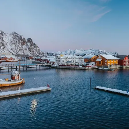 Lofoten Suiteapartments شقة سفولفير