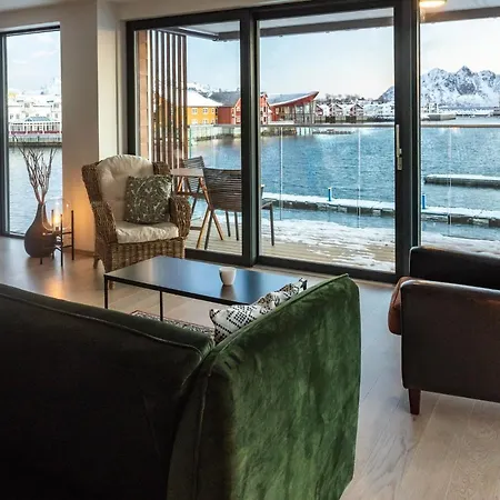 Lofoten Suiteapartments سفولفير