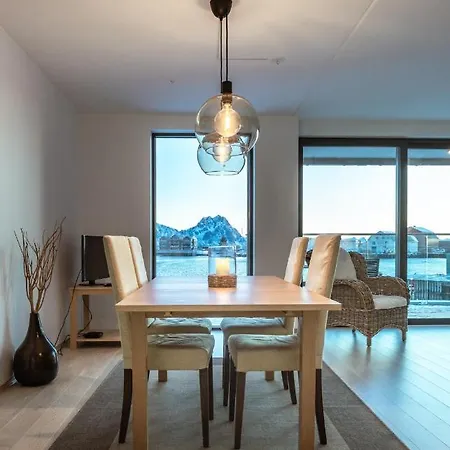 Lofoten Suiteapartments شقة