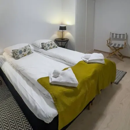 Lofoten Suiteapartments شقة *