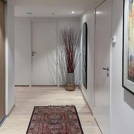 Lofoten Suiteapartments شقة سفولفير