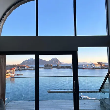 Lofoten Suiteapartments דירה *